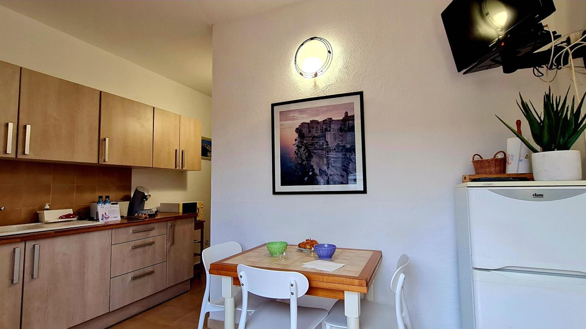 Appartement Kalliste, Logements Avec Vue Citadelle De Bonifacio بونيفَسْيو المظهر الخارجي الصورة